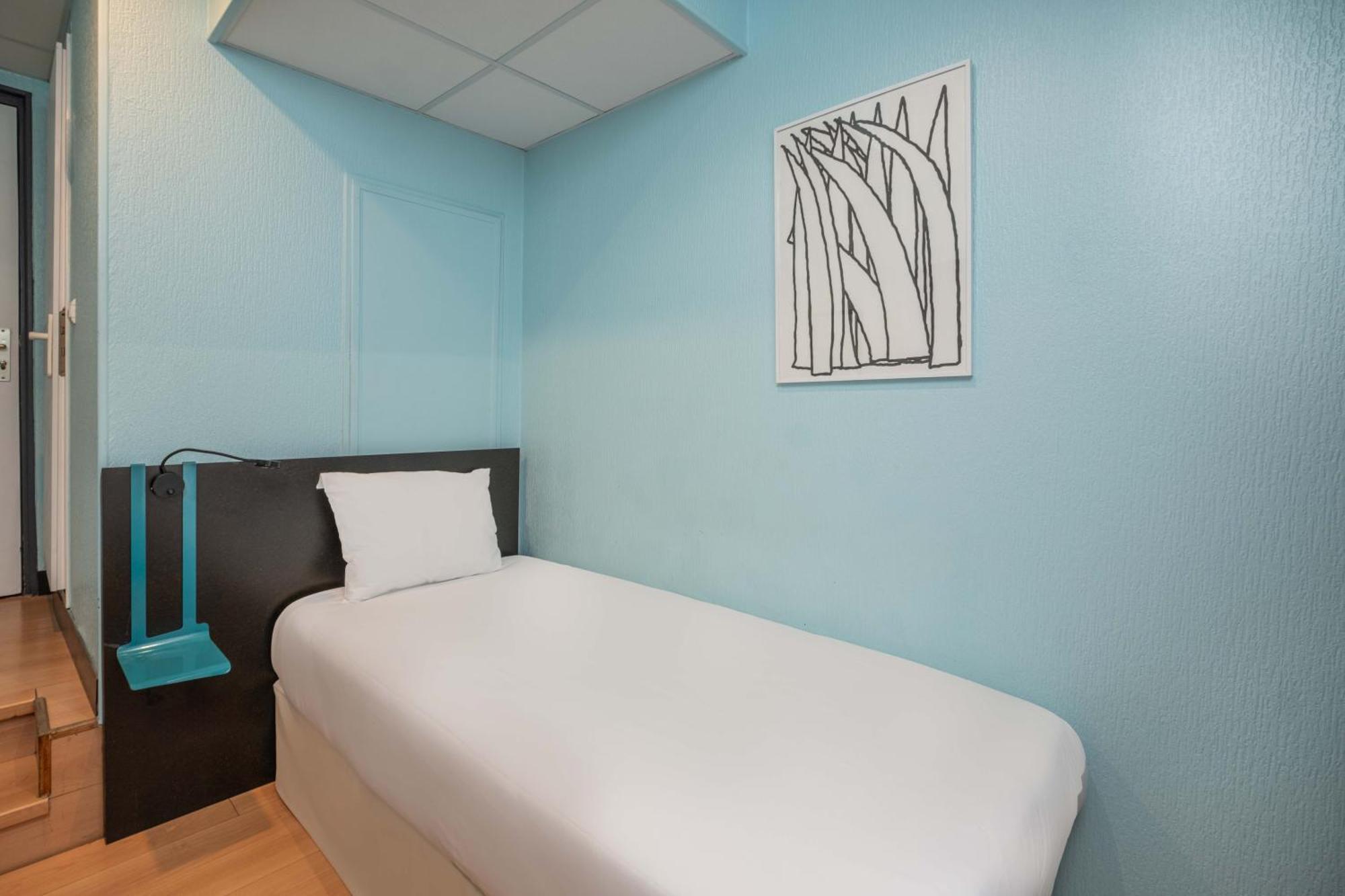 Hotel Daval Paris Room photo